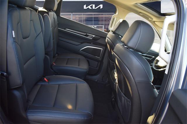 new 2025 Kia Telluride car, priced at $41,336