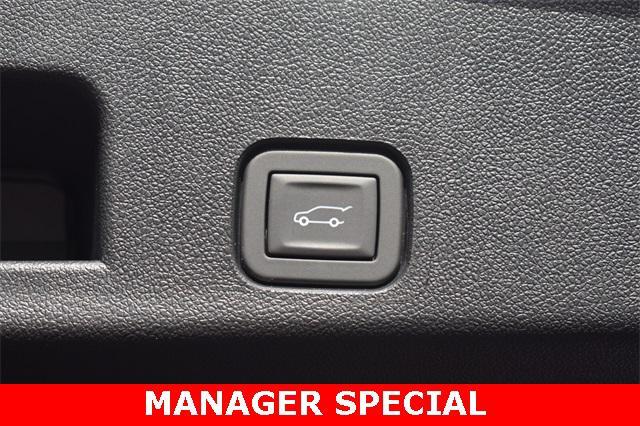 new 2025 Chevrolet Traverse car, priced at $49,699