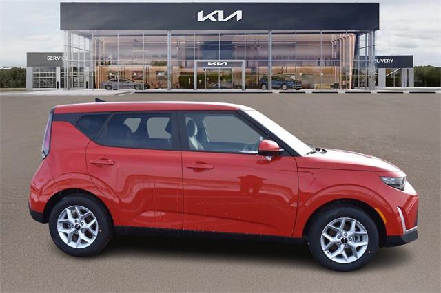 new 2025 Kia Soul car, priced at $21,058