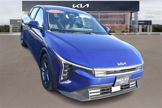 new 2025 Kia K4 car, priced at $23,300