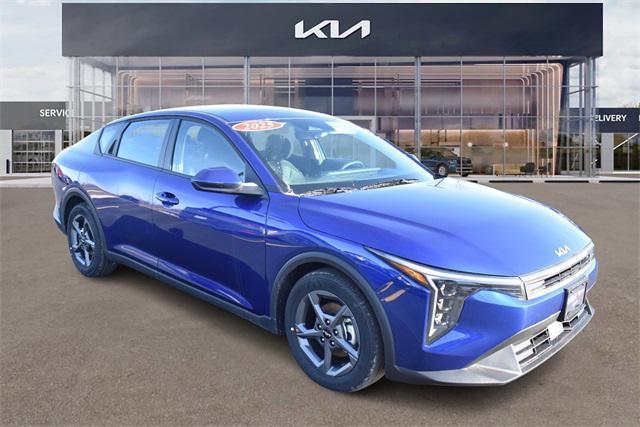 new 2025 Kia K4 car, priced at $23,300