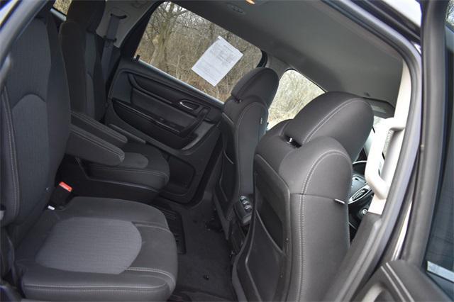 used 2015 Chevrolet Traverse car, priced at $11,986