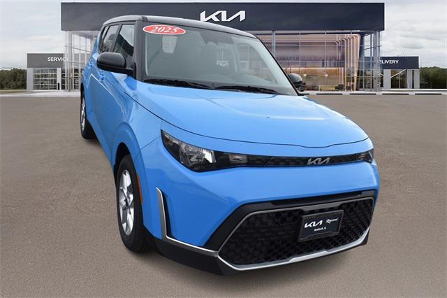 new 2025 Kia Soul car, priced at $23,529