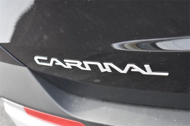 new 2025 Kia Carnival Hybrid car, priced at $44,855