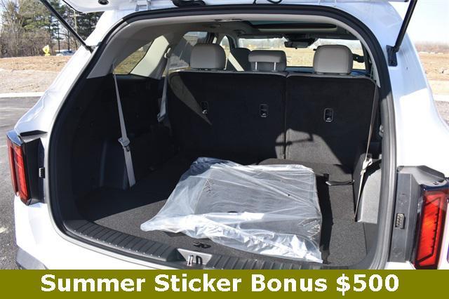 new 2025 Kia Sorento car, priced at $36,090