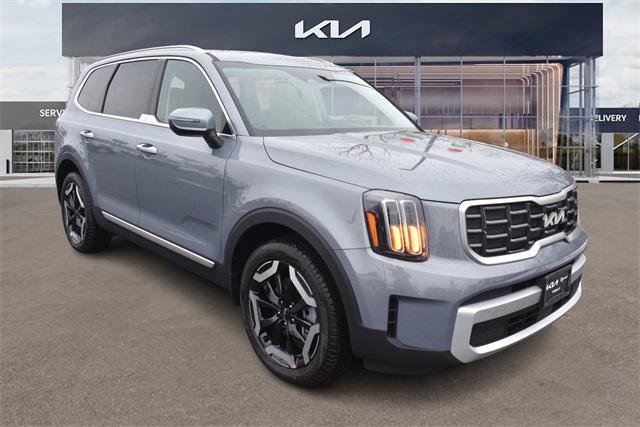 new 2025 Kia Telluride car, priced at $41,336