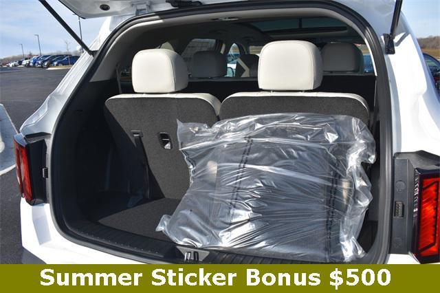 new 2025 Kia Sorento car, priced at $36,090