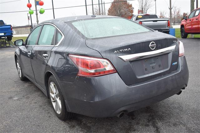 used 2013 Nissan Altima car, priced at $7,789