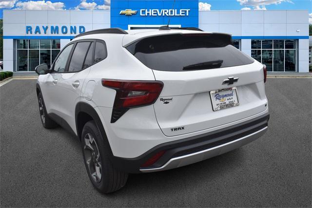 new 2025 Chevrolet Trax car, priced at $26,239