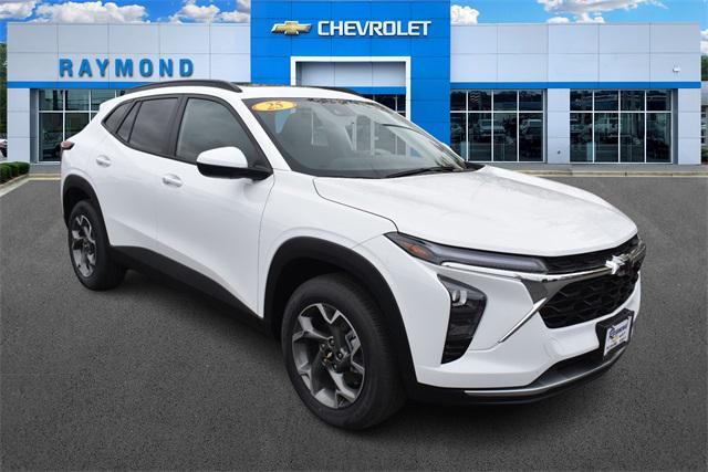 new 2025 Chevrolet Trax car, priced at $26,239