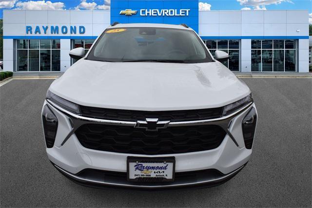 new 2025 Chevrolet Trax car, priced at $26,239