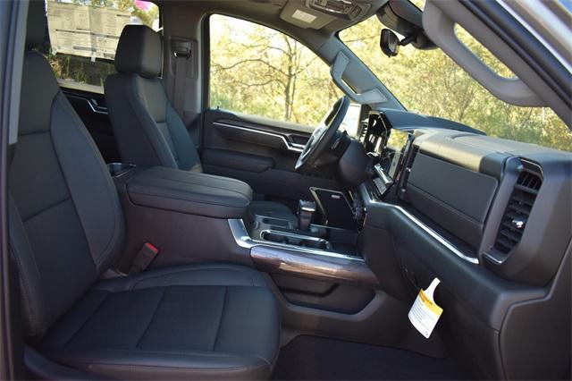new 2025 Chevrolet Silverado 1500 car, priced at $67,197