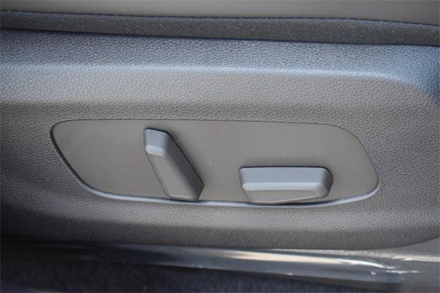 new 2026 Kia Carnival car, priced at $49,315
