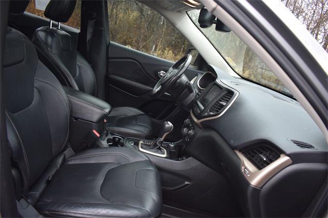used 2015 Jeep Cherokee car, priced at $10,917