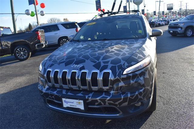 used 2015 Jeep Cherokee car, priced at $11,403