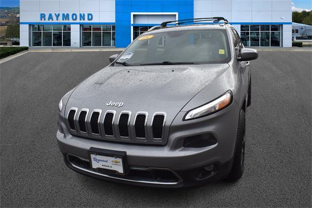used 2015 Jeep Cherokee car, priced at $10,917
