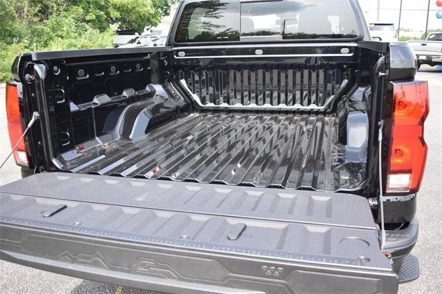 new 2026 Chevrolet Colorado car, priced at $44,233