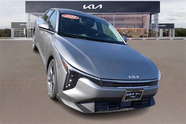 new 2025 Kia K4 car, priced at $23,665