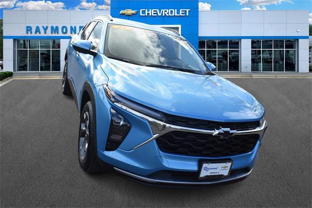 new 2025 Chevrolet Trax car, priced at $25,603