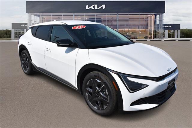 new 2025 Kia EV6 car, priced at $47,341