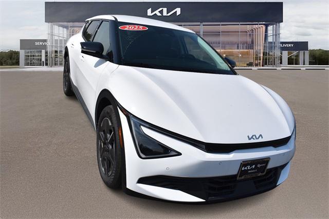 new 2025 Kia EV6 car, priced at $47,341