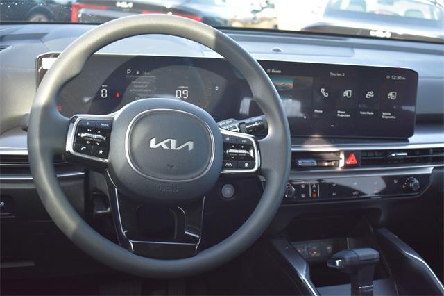 new 2025 Kia Sorento car, priced at $29,998