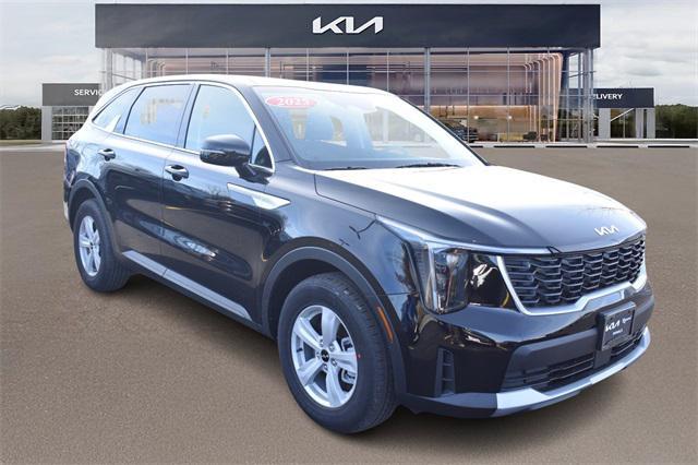 new 2025 Kia Sorento car, priced at $29,998