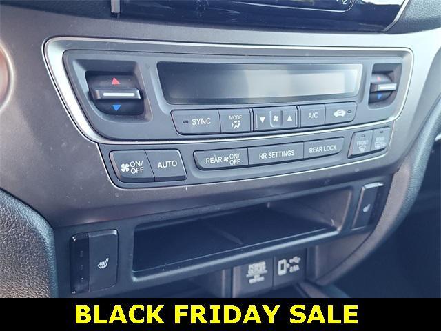 used 2022 Honda Pilot car, priced at $25,998