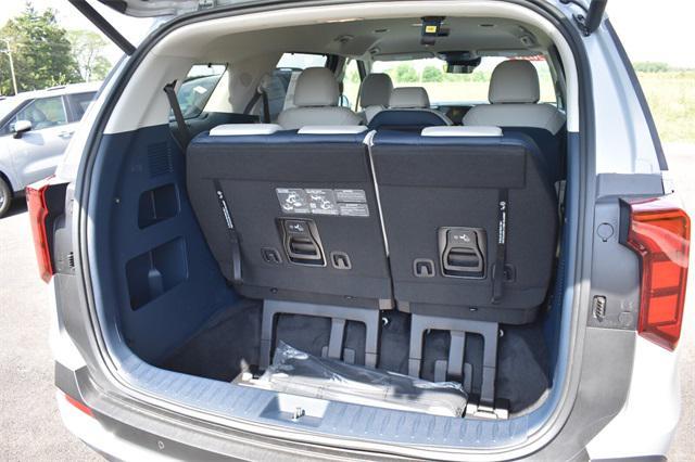 new 2026 Kia Carnival Hybrid car, priced at $45,385