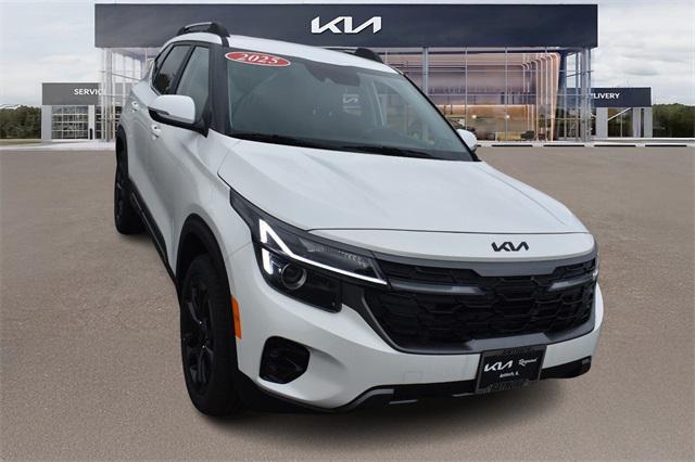 new 2025 Kia Seltos car, priced at $27,024