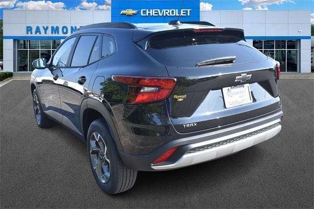 new 2025 Chevrolet Trax car, priced at $23,615
