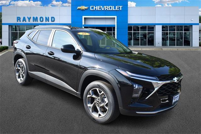 new 2025 Chevrolet Trax car, priced at $23,615