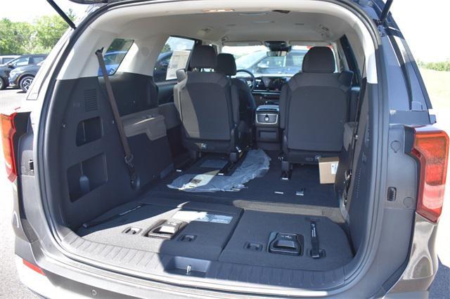 new 2025 Kia Carnival car, priced at $36,570