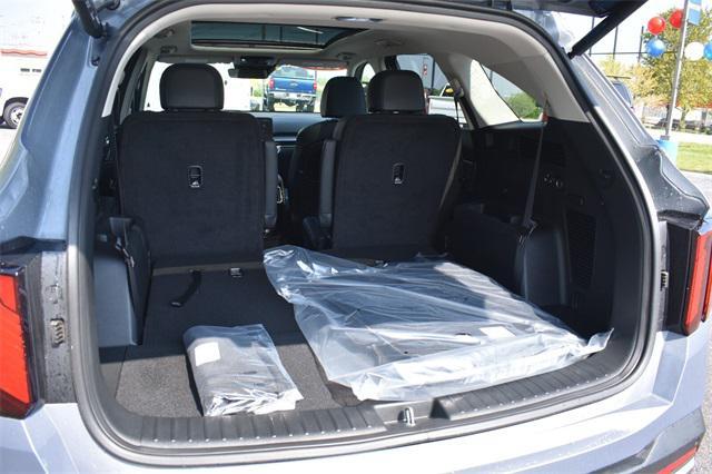 new 2025 Kia Sorento car, priced at $38,795