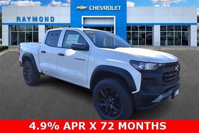 new 2025 Chevrolet Colorado car, priced at $45,103