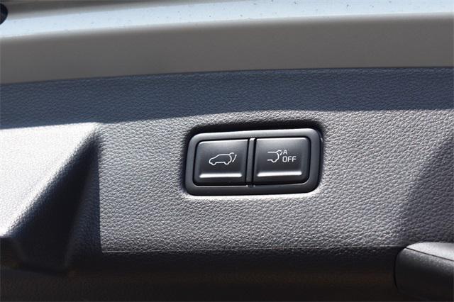 new 2025 Kia Carnival car, priced at $46,905