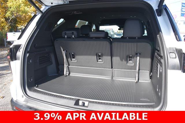 new 2025 Chevrolet Traverse car, priced at $51,255