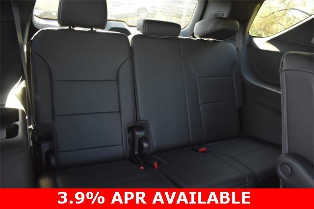 new 2025 Chevrolet Traverse car, priced at $51,255