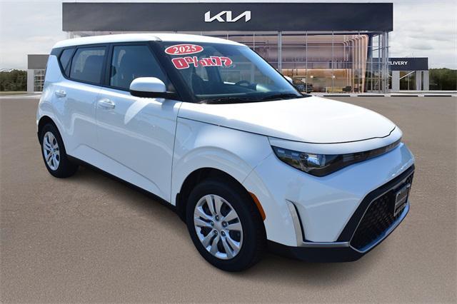 new 2025 Kia Soul car, priced at $22,075