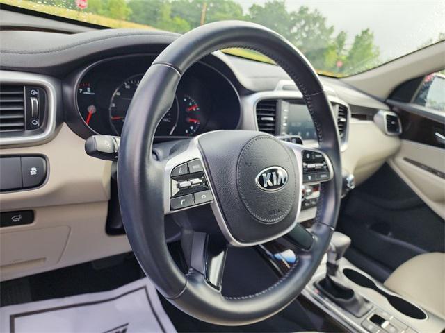 used 2020 Kia Sorento car, priced at $18,814