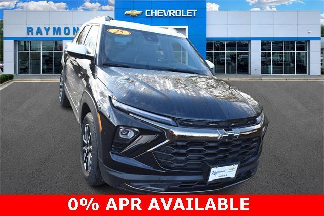 new 2025 Chevrolet TrailBlazer car, priced at $29,139