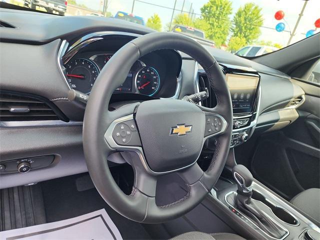 used 2023 Chevrolet Traverse car, priced at $32,818