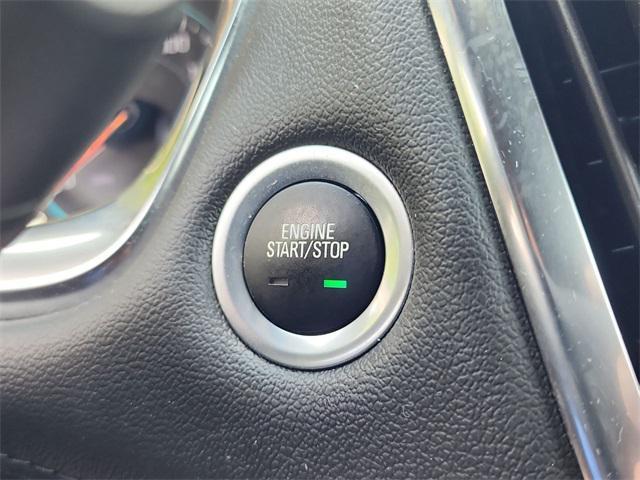 used 2023 Chevrolet Traverse car, priced at $32,818