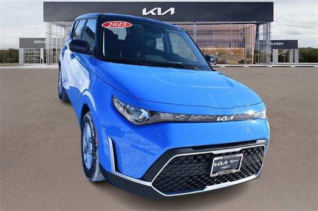 new 2025 Kia Soul car, priced at $23,321