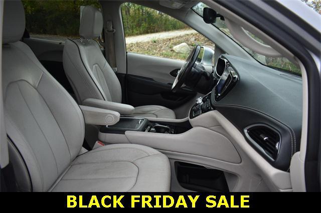 used 2021 Chrysler Pacifica car, priced at $18,858