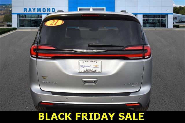 used 2021 Chrysler Pacifica car, priced at $18,858