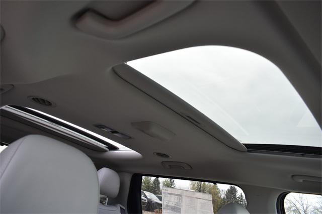new 2025 Kia Carnival car, priced at $49,254