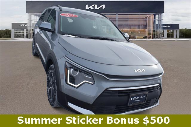 new 2025 Kia Niro car, priced at $25,691