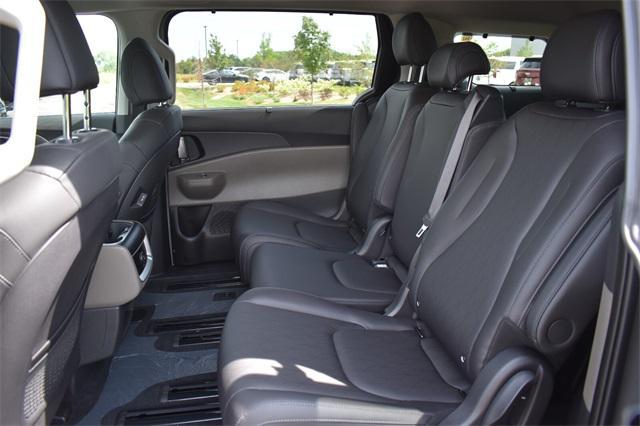 new 2026 Kia Carnival car, priced at $43,385