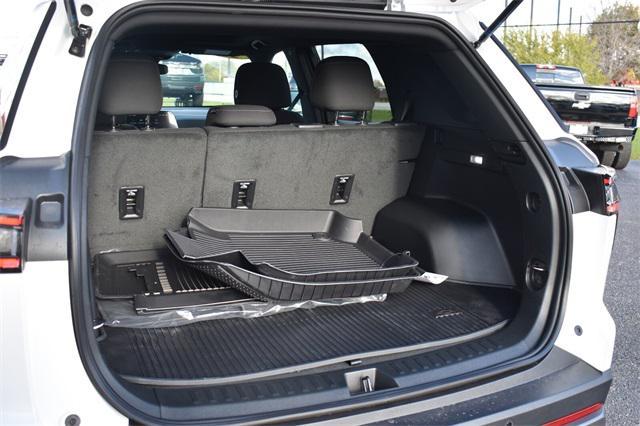 new 2026 Chevrolet Equinox car, priced at $32,708